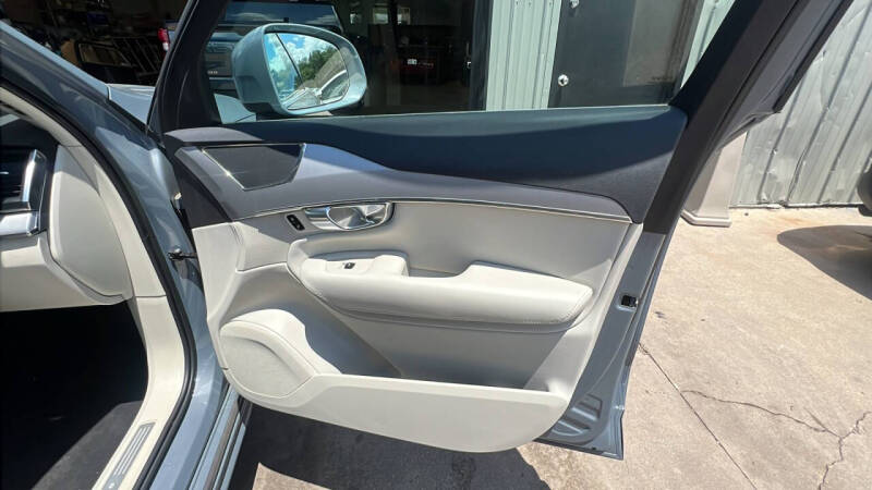 2023 Volvo XC90 B5 Core