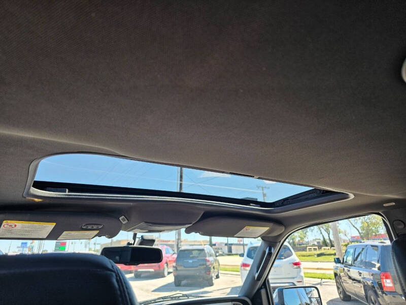 2012 Lincoln Navigator L