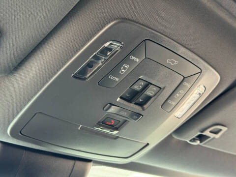 2024 Toyota Sienna XSE 7-Passenger