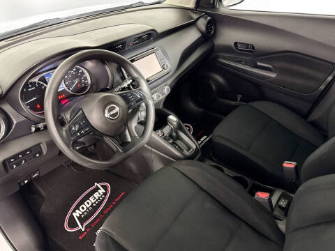 2023 Nissan Kicks S
