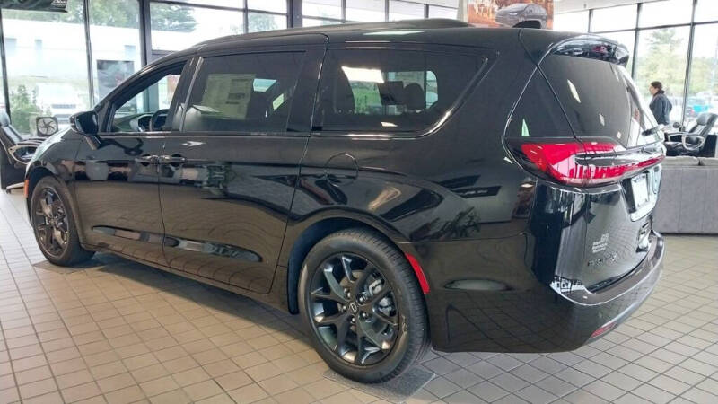 2026 Chrysler Pacifica Limited