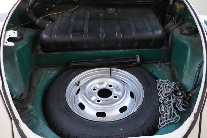 1974 Volkswagen Super Beetle