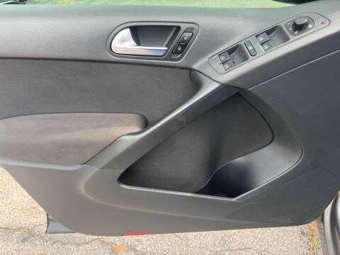 2010 Volkswagen Tiguan S