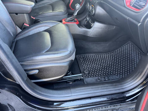 2016 Jeep Renegade Trailhawk