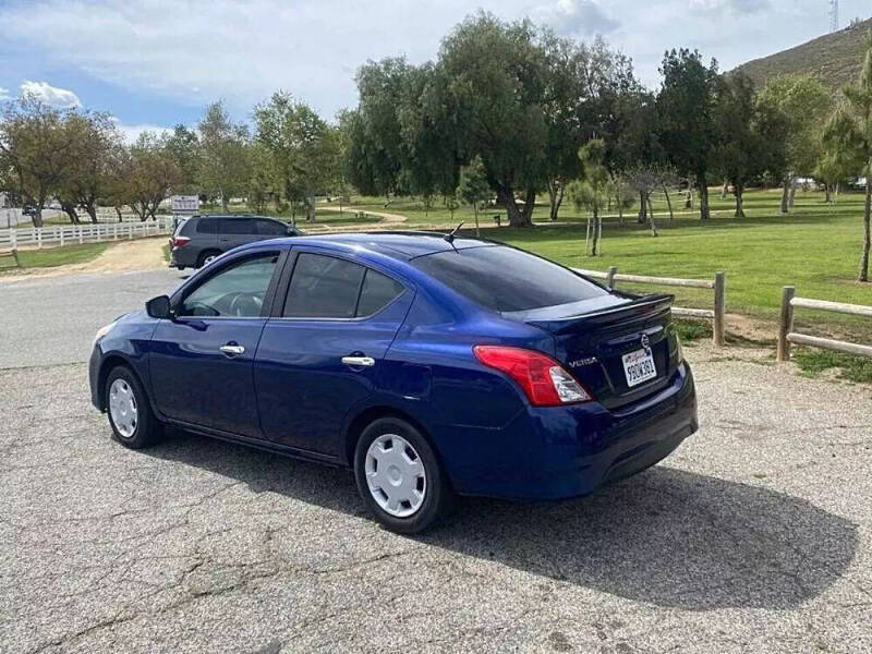 2019 Nissan Versa