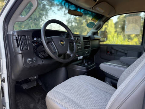 2016 Chevrolet Express LT 3500