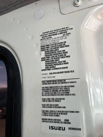 2021 Isuzu NPR-HD