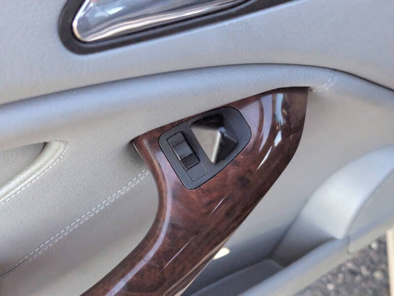 2002 BMW 3 Series 325Ci