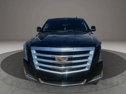 2018 Cadillac Escalade ESV Luxury