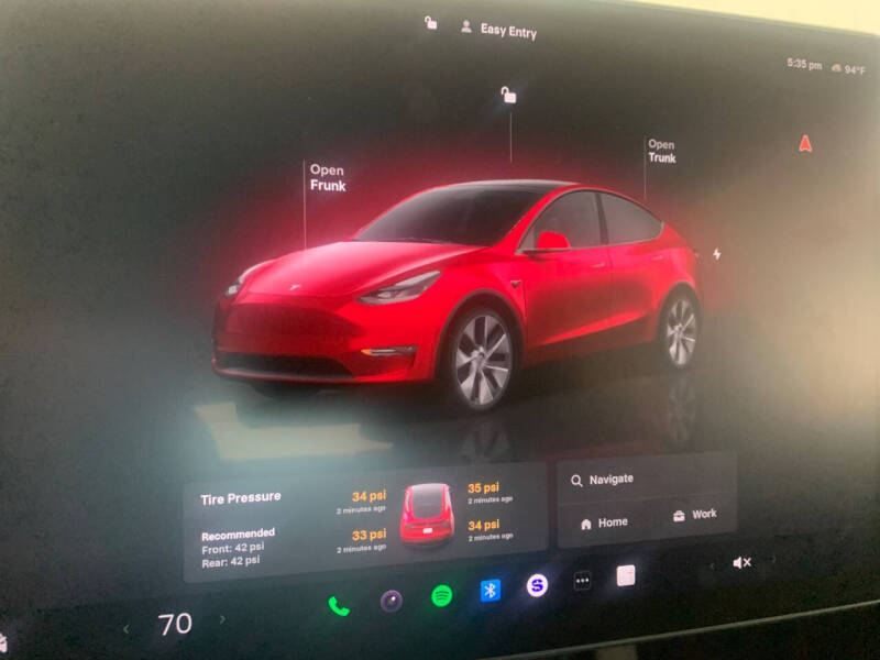 2024 Tesla Model Y Long Range