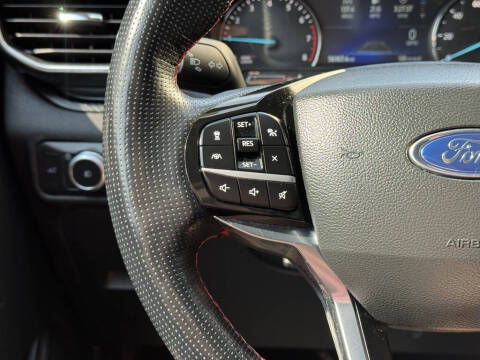 2022 Ford Explorer ST-Line