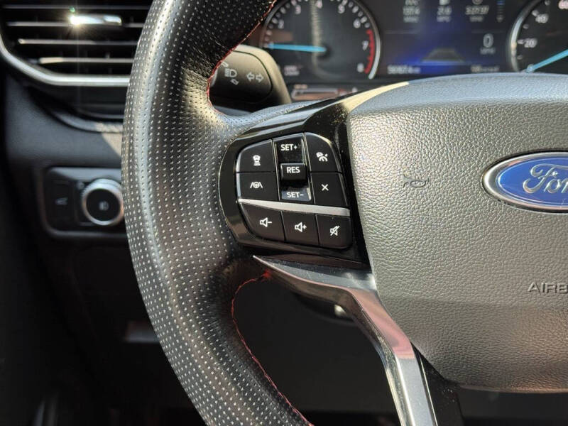 2022 Ford Explorer ST-Line