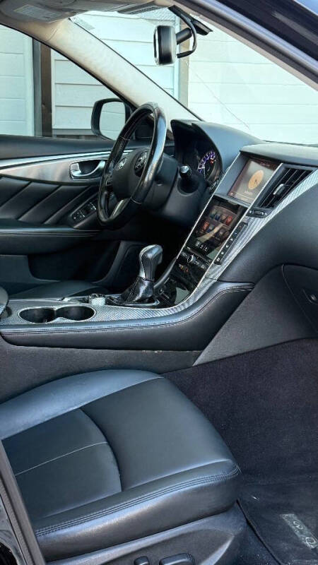 2016 Infiniti Q50 3.0T Premium