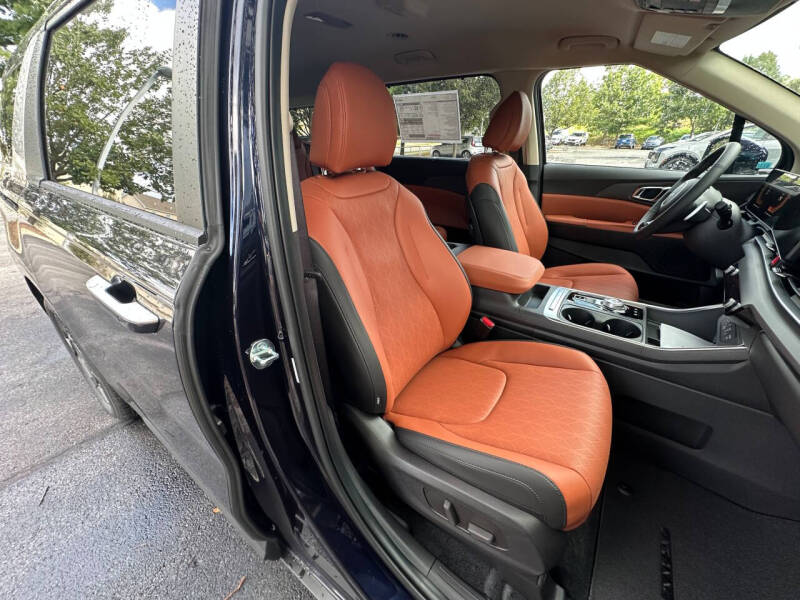 2026 Kia Carnival Hybrid EX