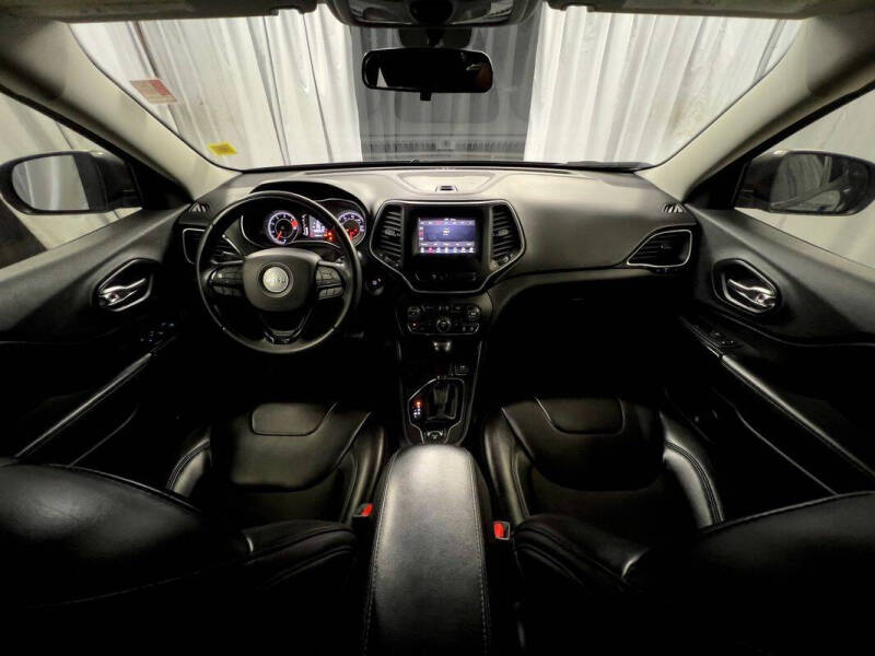 2020 Jeep Cherokee Altitude