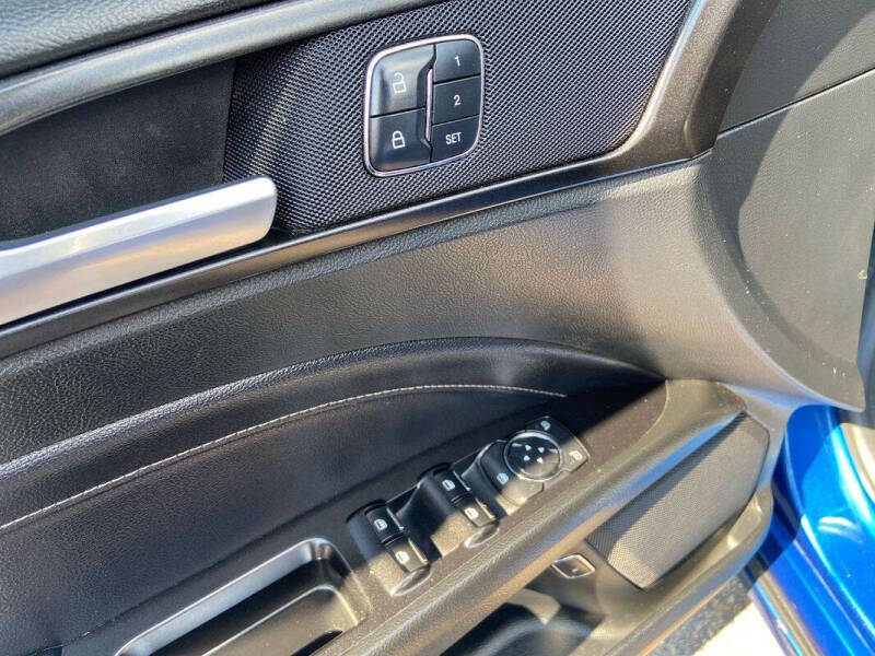 2017 Ford Fusion Energi Titanium