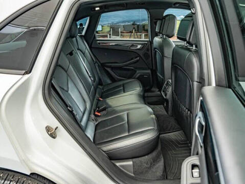 2018 Porsche Macan