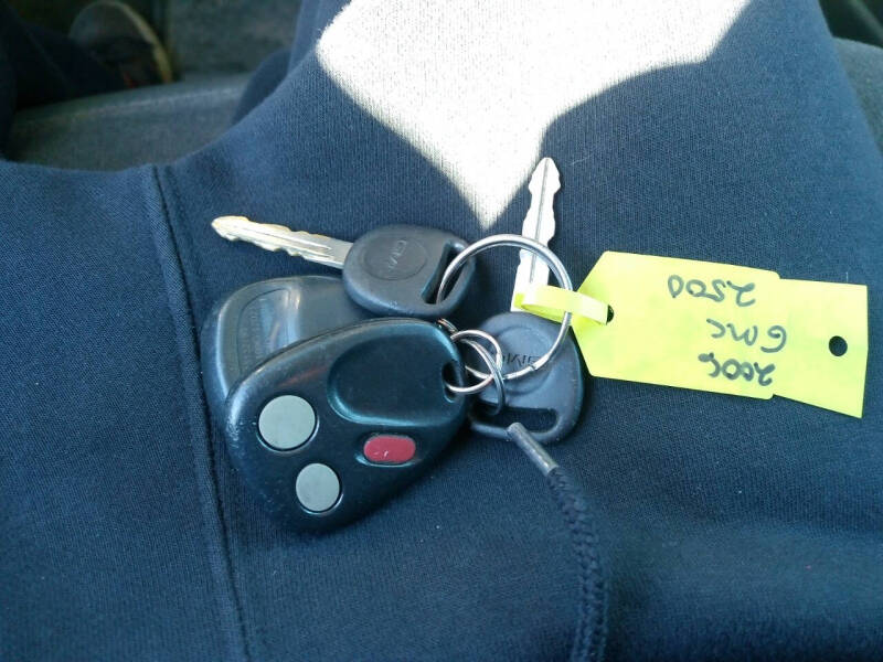 2006 GMC Sierra 2500HD SLE2