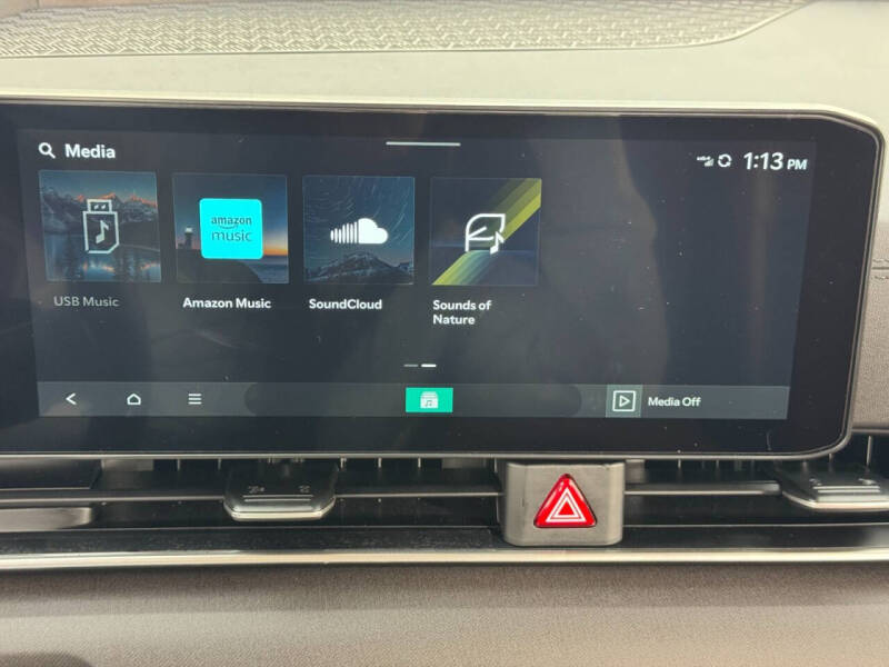 2025 Kia Carnival EX