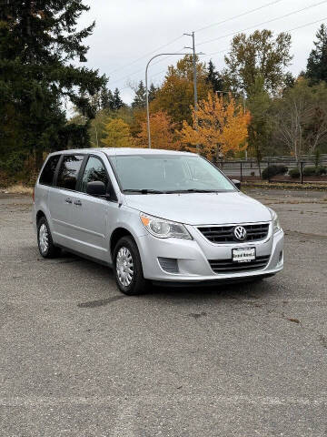 2011 Volkswagen Routan S