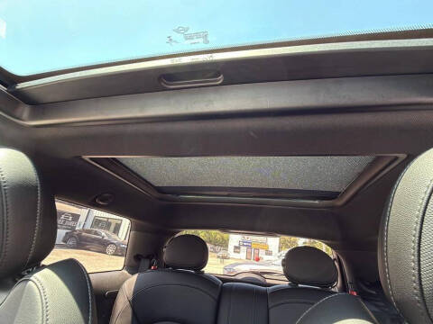 2017 MINI Hardtop 2 Door Cooper