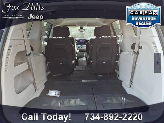 2017 Chrysler Pacifica Touring