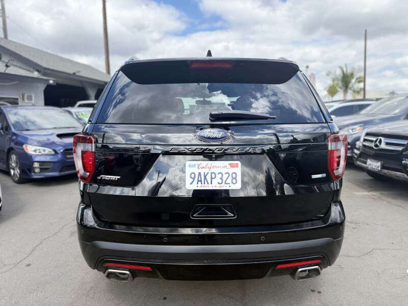 2017 Ford Explorer Sport