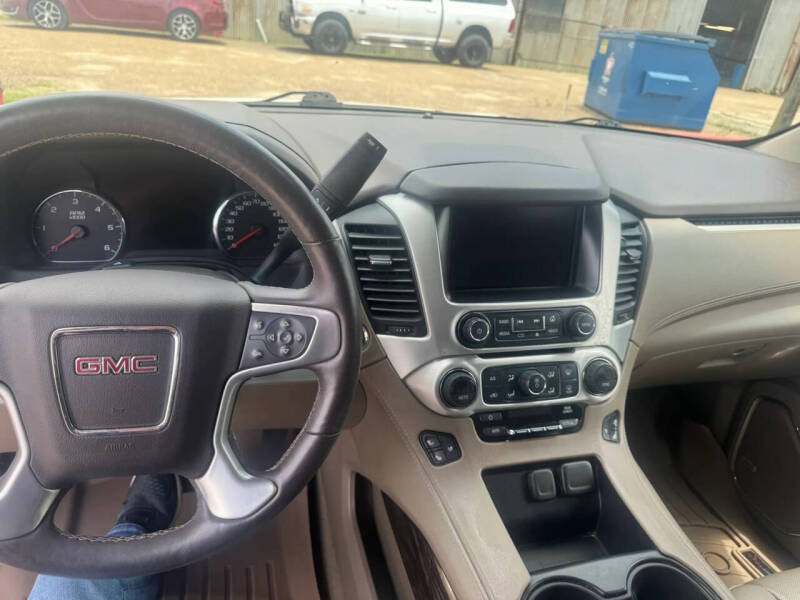 2017 GMC Yukon SLT