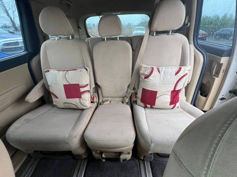 2016 Kia Sedona LX