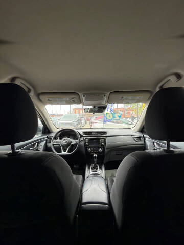 2020 Nissan Rogue SV