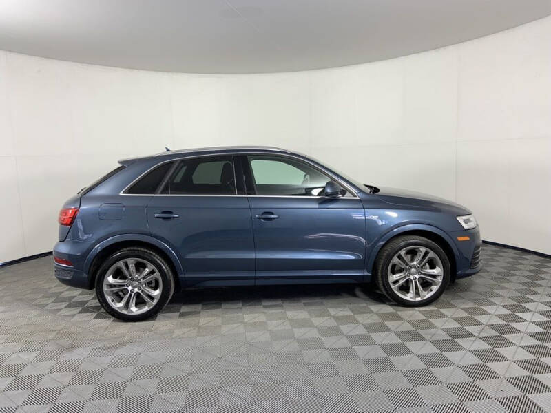 2017 Audi Q3 2.0T quattro Prestige