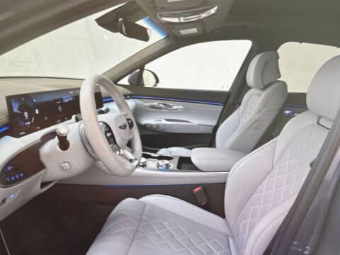 2026 Genesis Electrified GV70 Prestige