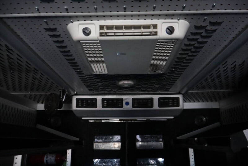 2015 Freightliner MT45 Chassis