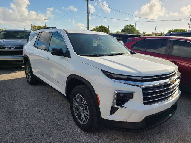 2024 Chevrolet Traverse LT
