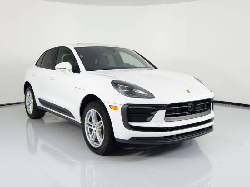 2025 Porsche Macan
