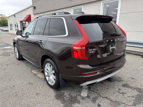 2018 Volvo XC90 T6 Momentum