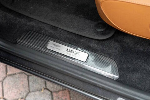 2024 Aston Martin DBX 707