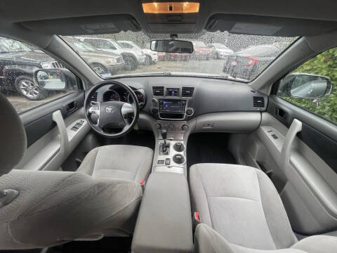 2013 Toyota Highlander Plus