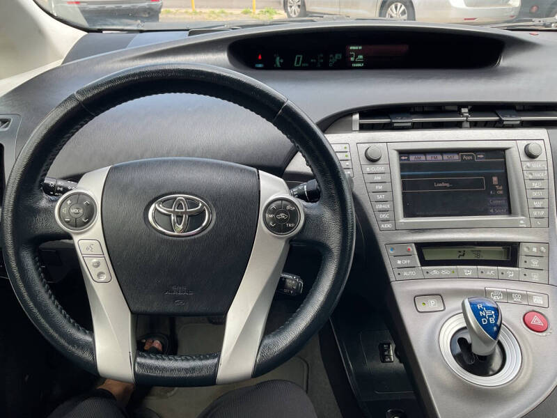 2015 Toyota Prius Plug-in Hybrid Advanced