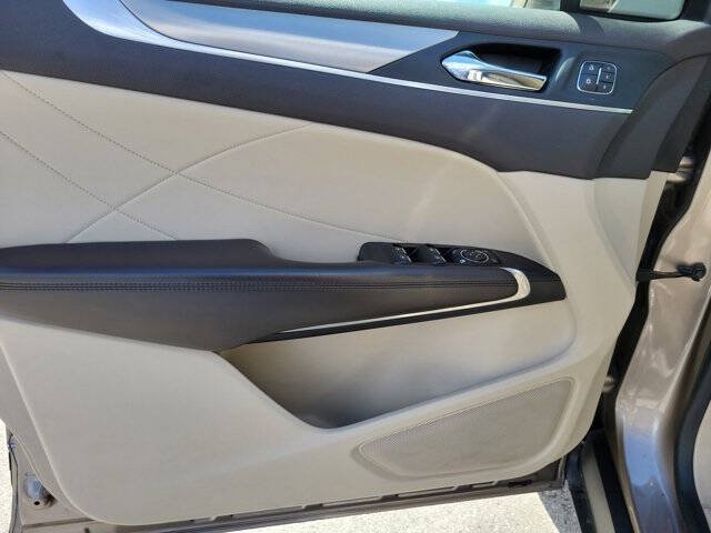 2019 Lincoln MKC Premiere