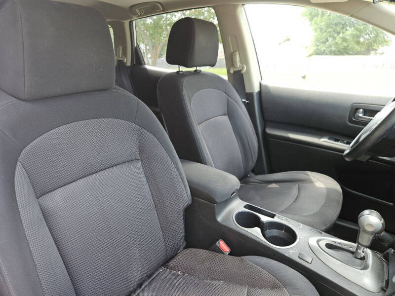 2012 Nissan Rogue SV