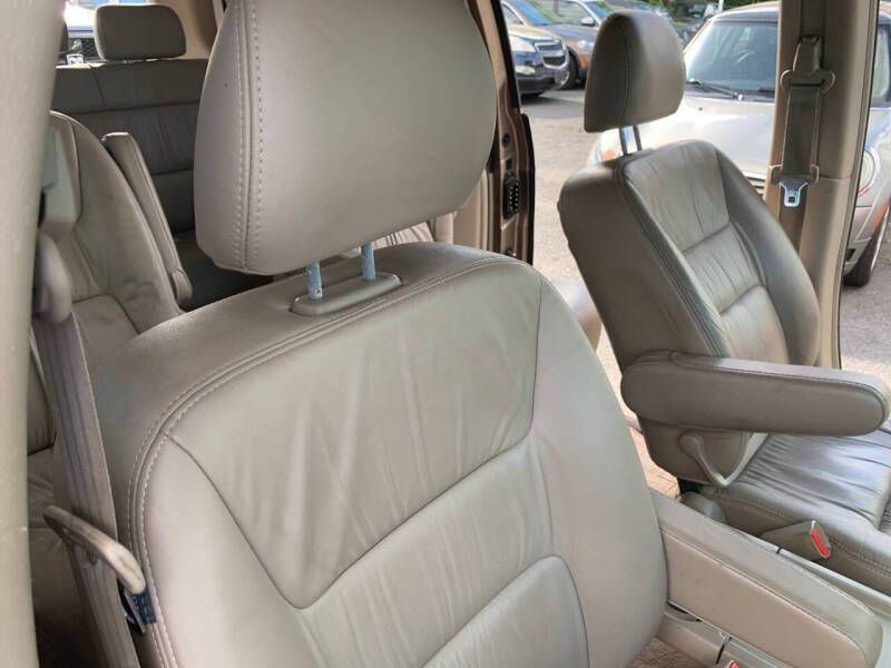 2004 Honda Odyssey EX-L w/DVD