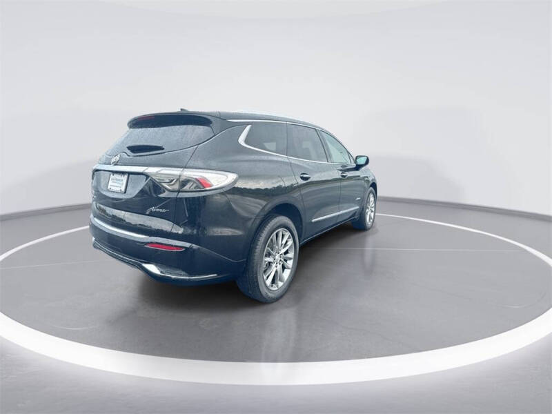 2022 Buick Enclave Avenir