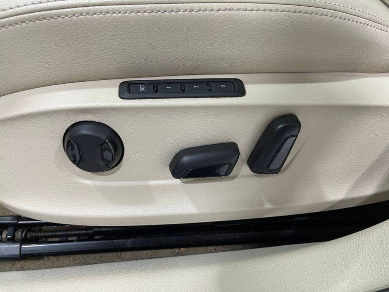 2015 Volkswagen Passat 2.0L TDI SEL Premium