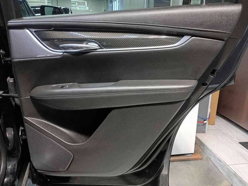 2023 Cadillac XT6 Sport