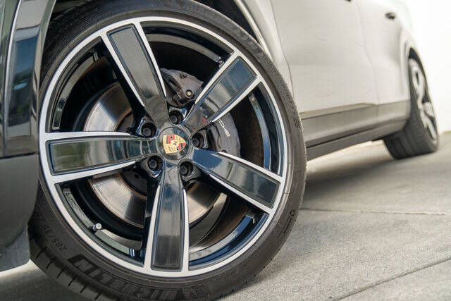 2022 Porsche Cayenne 4