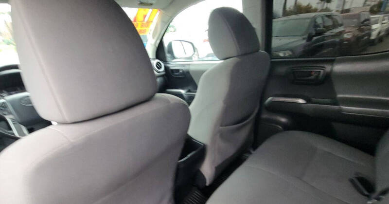 2019 Toyota Tacoma SR5