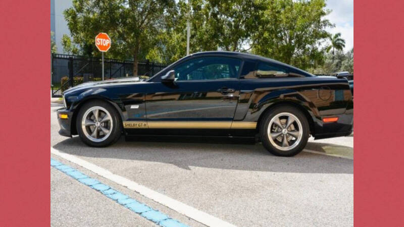 2006 Ford Mustang GT Deluxe