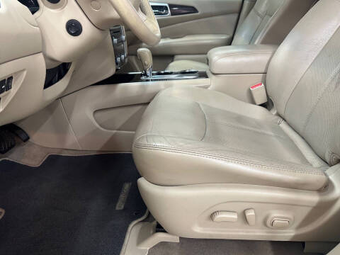 2014 Nissan Pathfinder Platinum