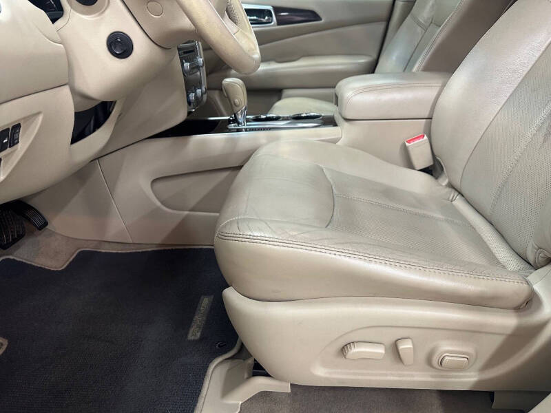 2014 Nissan Pathfinder Platinum